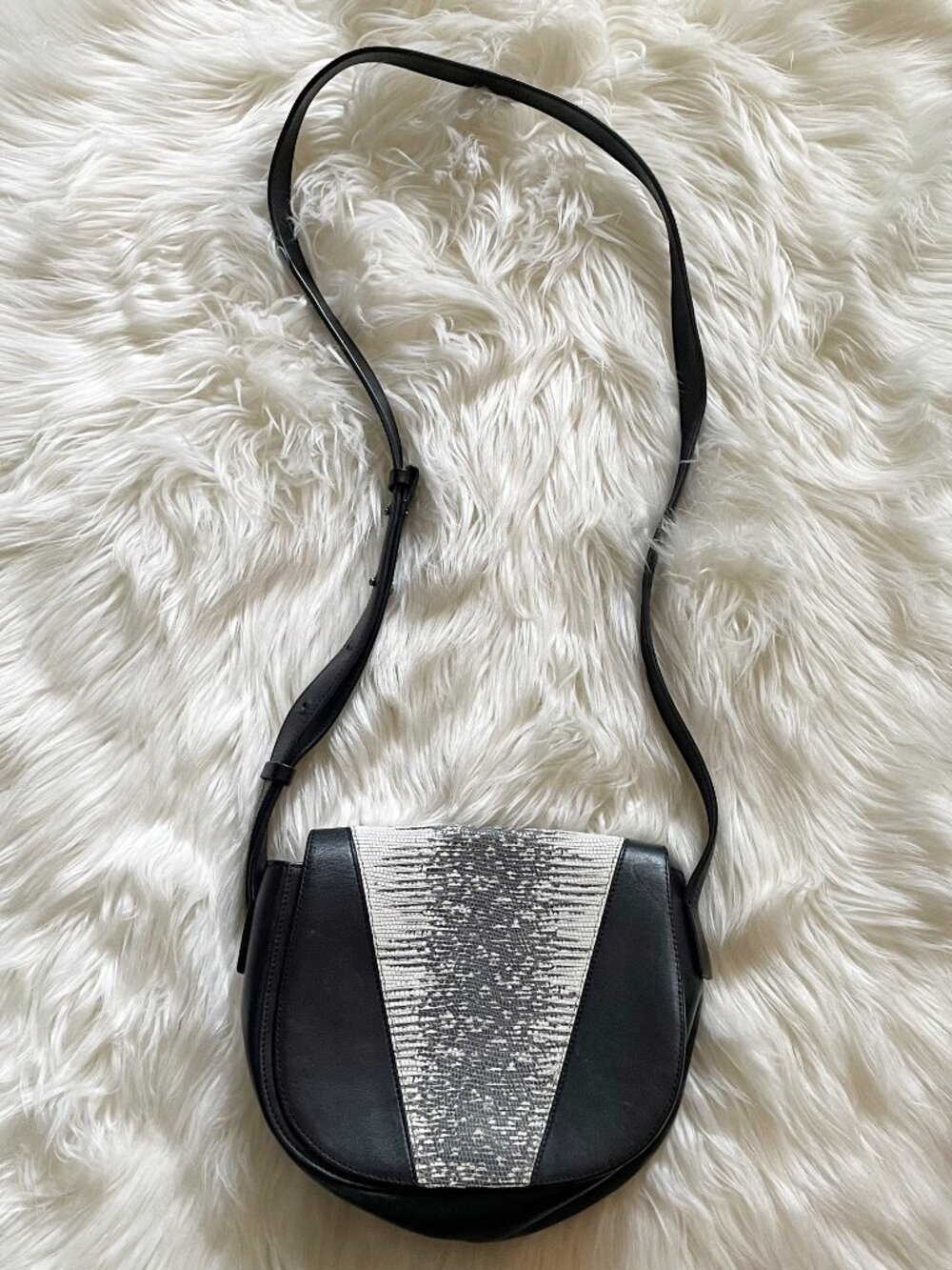 Vince Black White Modern V Python Embossed Leather Crossbody Purse Bag